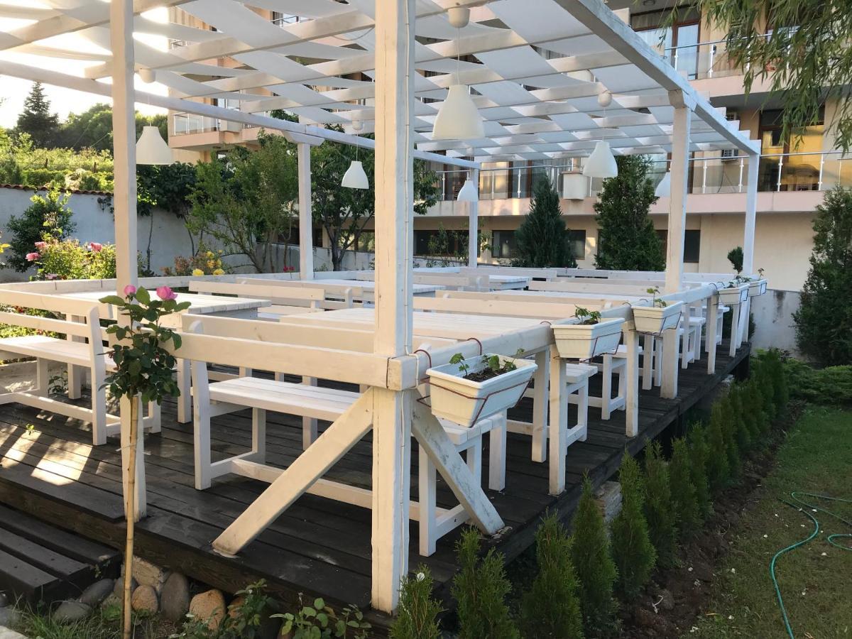 Family Hotel Akra Τσερνομόρετς Εξωτερικό φωτογραφία